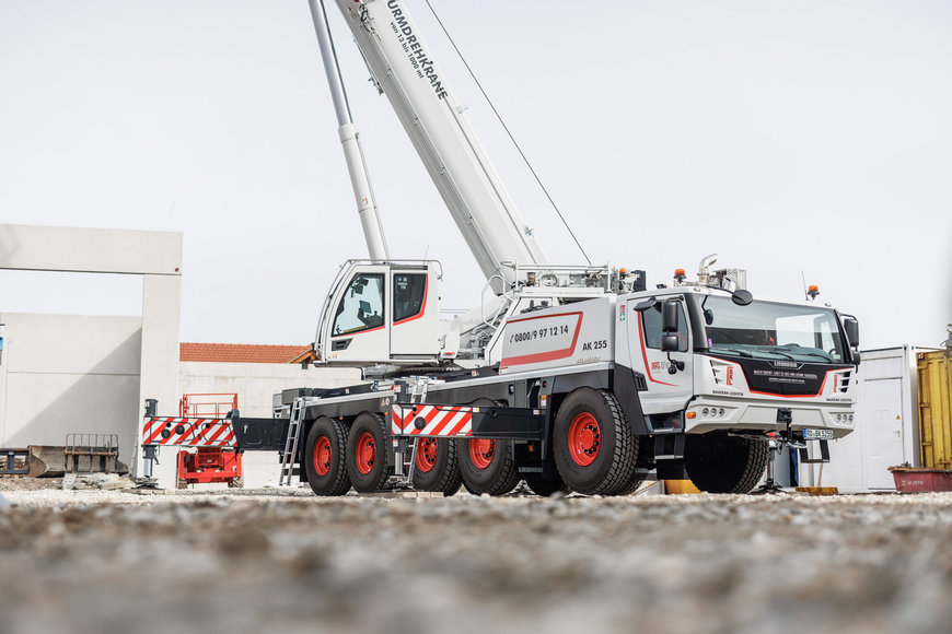 Demonstrated its prowess on its very first job – BKL installs concrete slabs with millimetre precision using LTM 1110-5.2